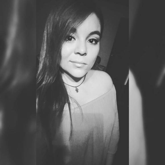 Meet your Posher, Natalia - Picture 1 of 1